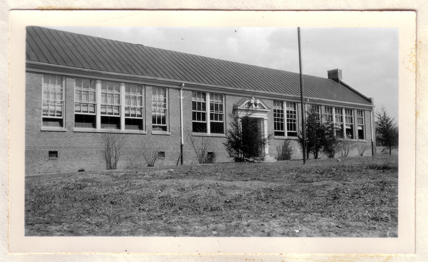 Black and white photograph of Burke Elementary School.